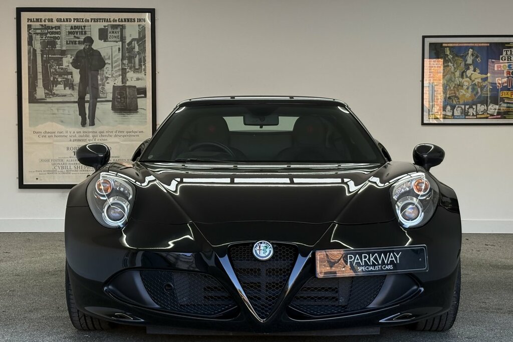 Alfa Romeo 4C Convertible Red #31