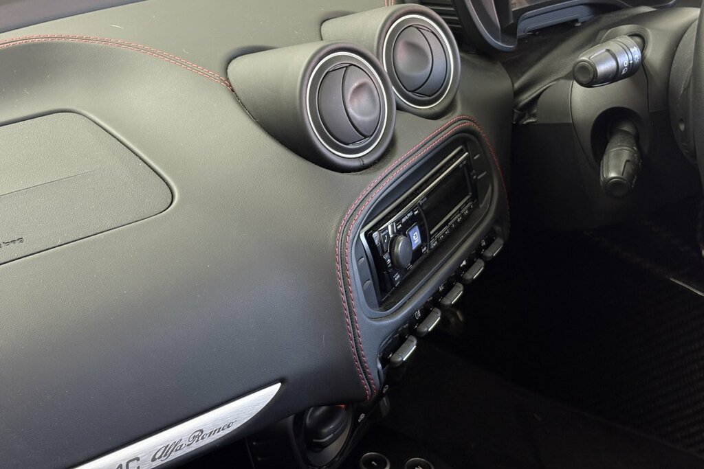 Alfa Romeo 4C Convertible Red #25