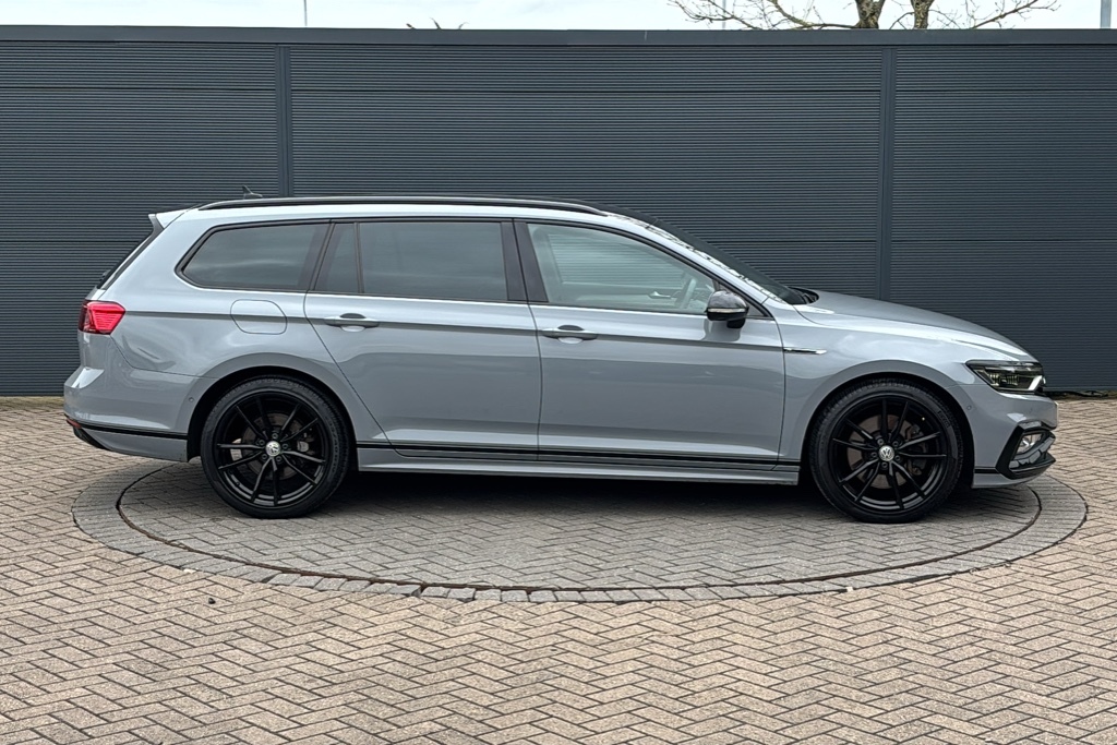 Volkswagen Passat 2.0 Bitdi 240 R-line Edition 4Motion Dsg 240 Grey #4