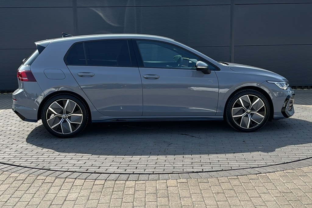 Volkswagen Golf 1.5 Etsi 150 R-line Dsg 150 Ps FN75JJU Grey #4