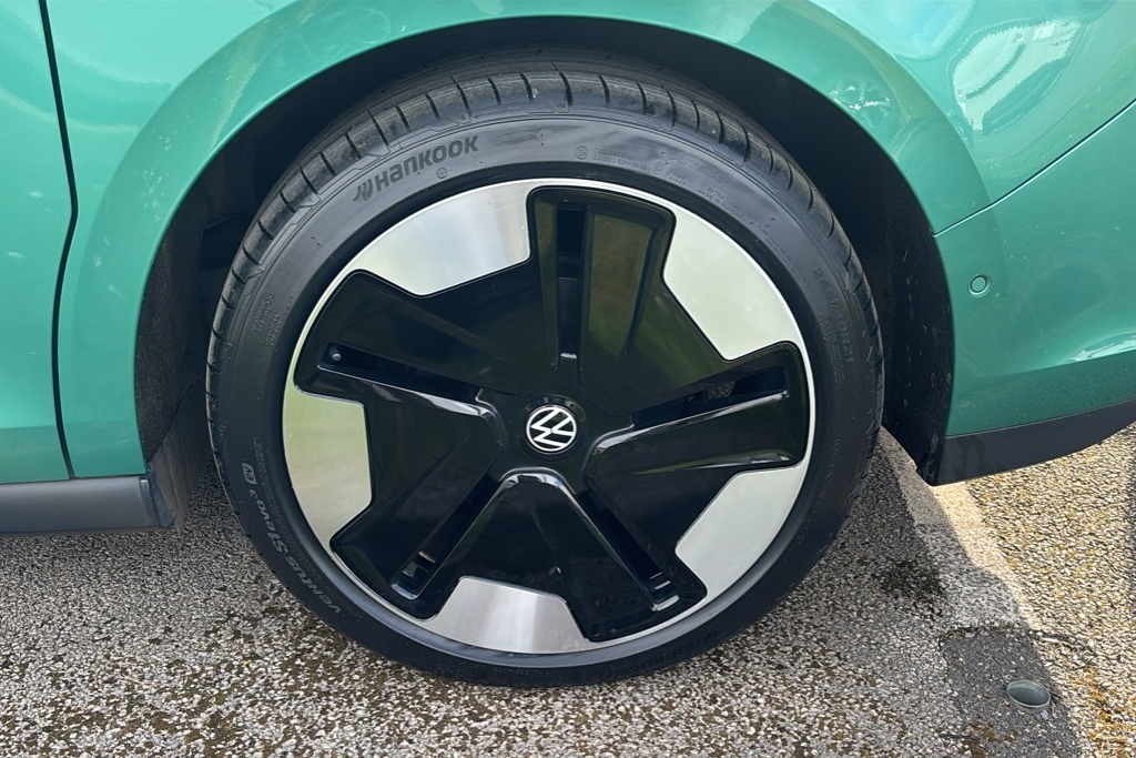 Volkswagen ID.Buzz 150Kw Style Pro 77Kwh 204 Ps MT73XGN Green #5