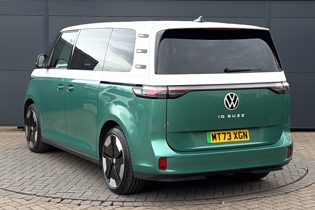 Volkswagen ID.Buzz 150Kw Style Pro 77Kwh 204 Ps MT73XGN Green #3