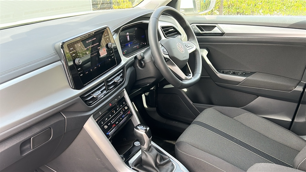 Volkswagen T-Roc 1.5 Tsi Match Dsg 150 Ps FL75ZHR White #2