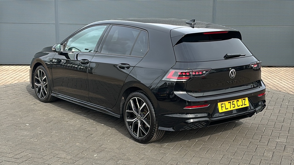 Volkswagen Golf 1.5 Etsi 150 Black Edition Dsg 150 Ps FL75CJZ Black #3