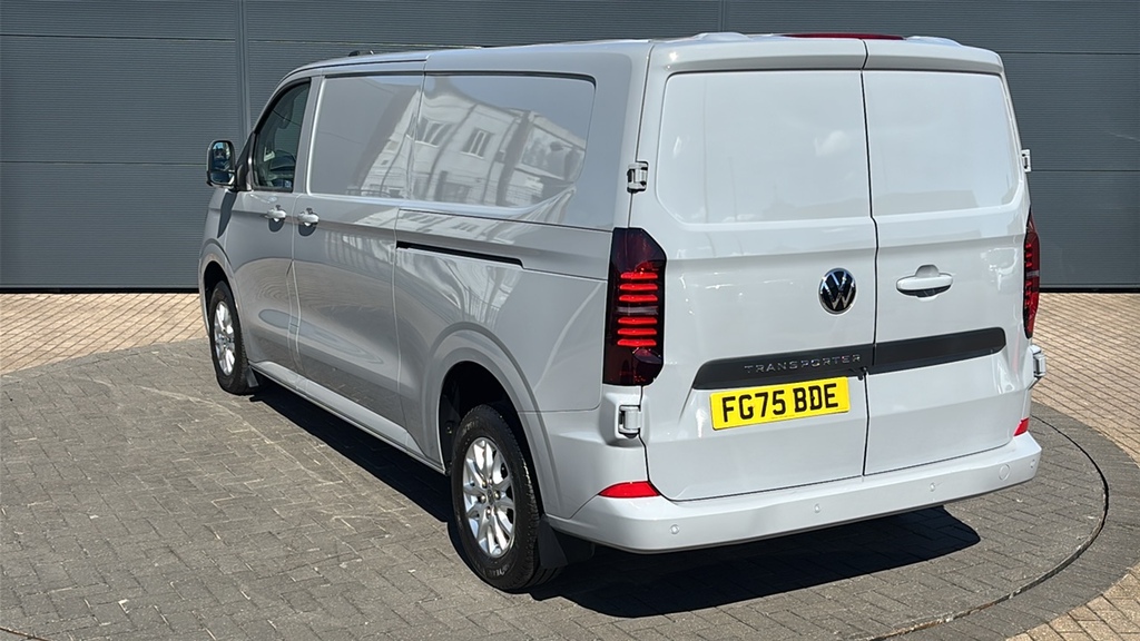 Volkswagen Transporter 2.0 Tdi 150 Commerce Pro Van 150 Ps FG75BDE Grey #3