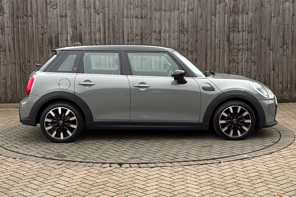 Mini Hatch 1.5 Cooper Exclusive 136 Ps FE22WXU Grey #4