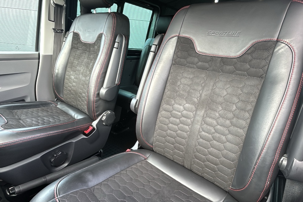Volkswagen Transporter Sportline 2.0 Bitdi T32 Sportline Black Edition Panel Van Grey #14