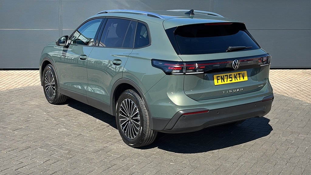 Volkswagen Tiguan 1.5 Etsi 150 Match Dsg 150 Ps FN75KTV Green #3