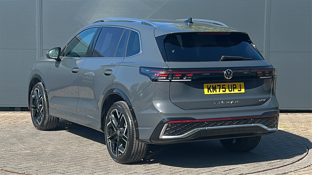 Volkswagen Tiguan 1.5 Etsi 150 R-line Dsg 150 Ps KM75UPJ Grey #3