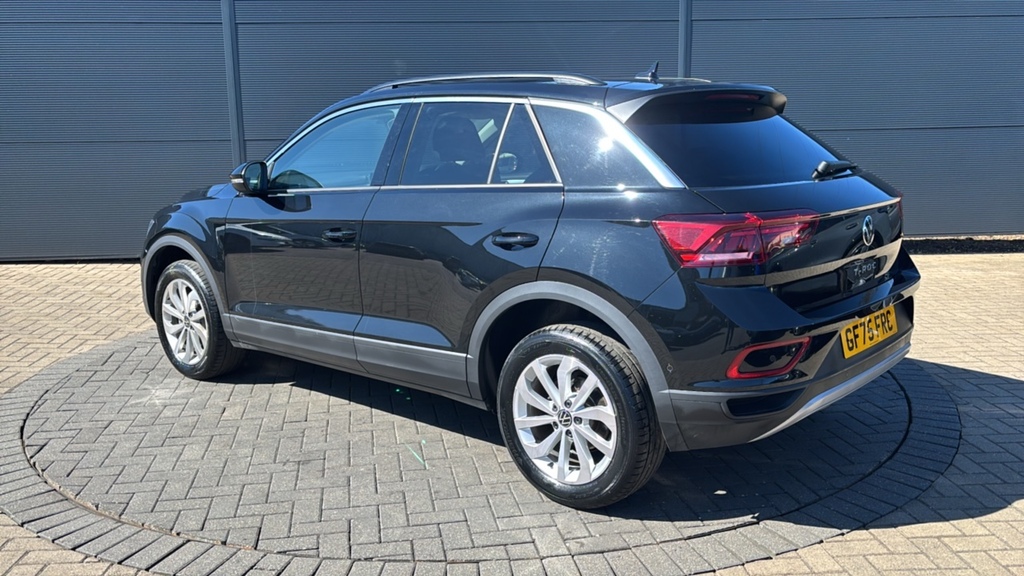 Volkswagen T-Roc 1.5 Tsi Match Dsg 150 Ps GF75FRC Black #3