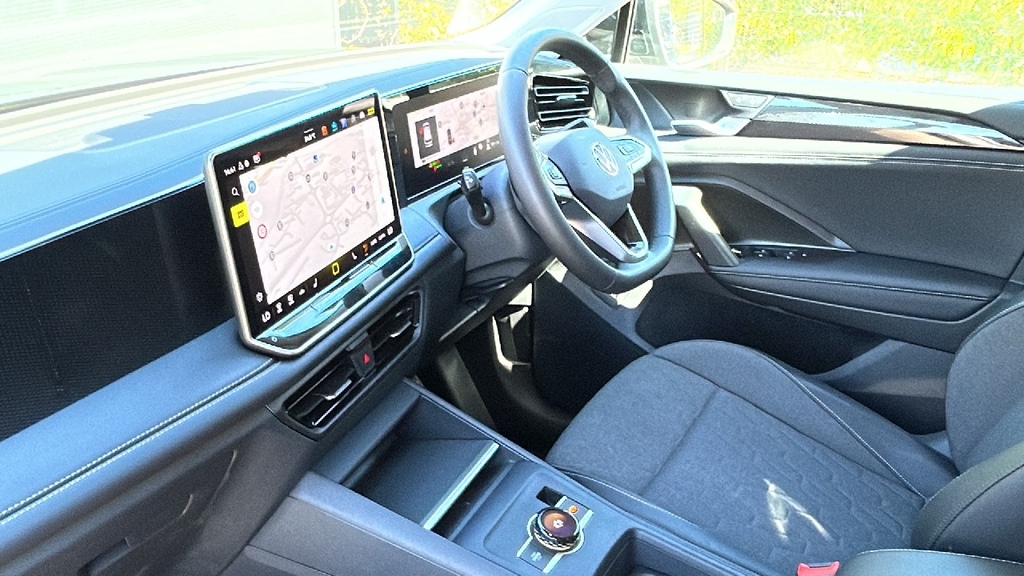 Volkswagen Tiguan 1.5 Etsi 150 Match Dsg 150 Ps FP75BZG Black #2