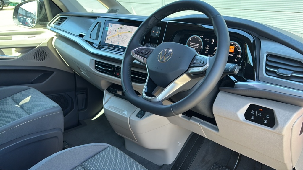 Volkswagen Multivan 2.0 Tdi Life Dsg 150 Ps KW75EPX Black #6