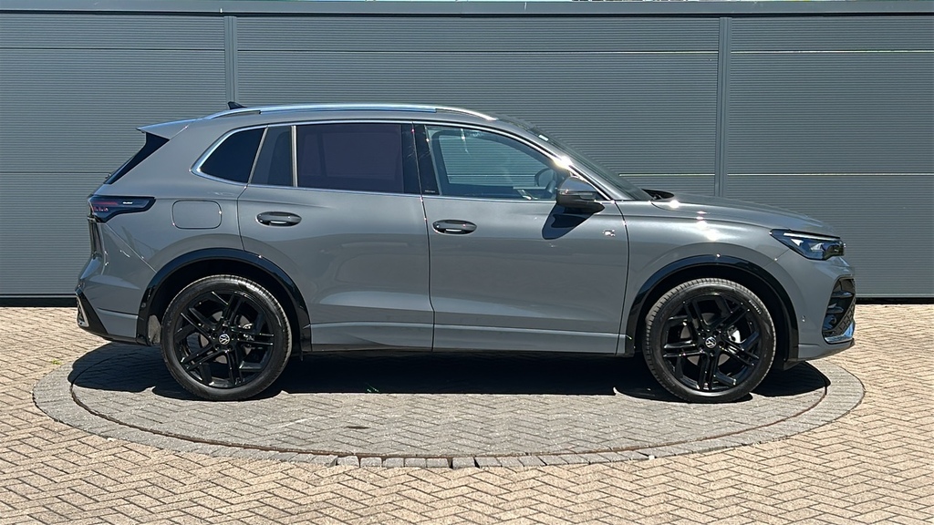 Volkswagen Tiguan 1.5 Etsi 150 R-line Dsg 150 Ps FL75HGG Grey #4