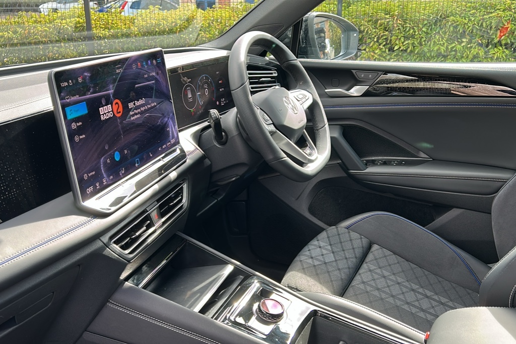 Volkswagen Tiguan 2.0 Tdi R-line Dsg 150 Ps DE25CTV Blue #2