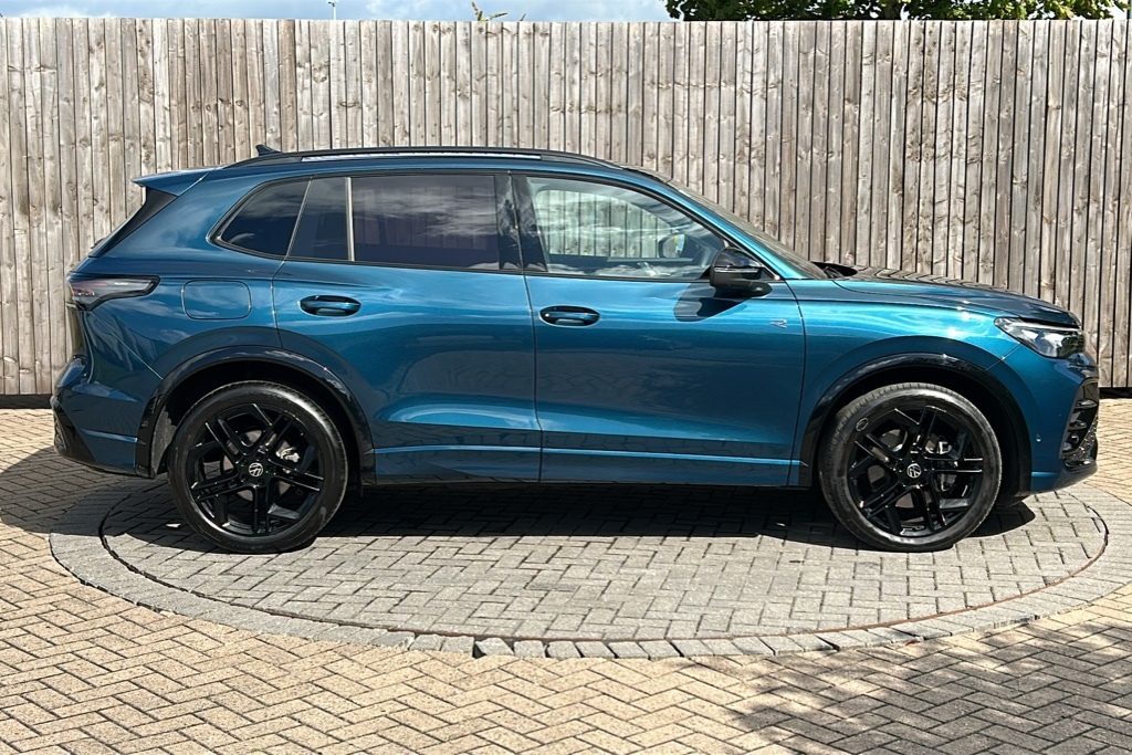 Volkswagen Tiguan 2.0 Tdi R-line Dsg 150 Ps DE25CTV Blue #4