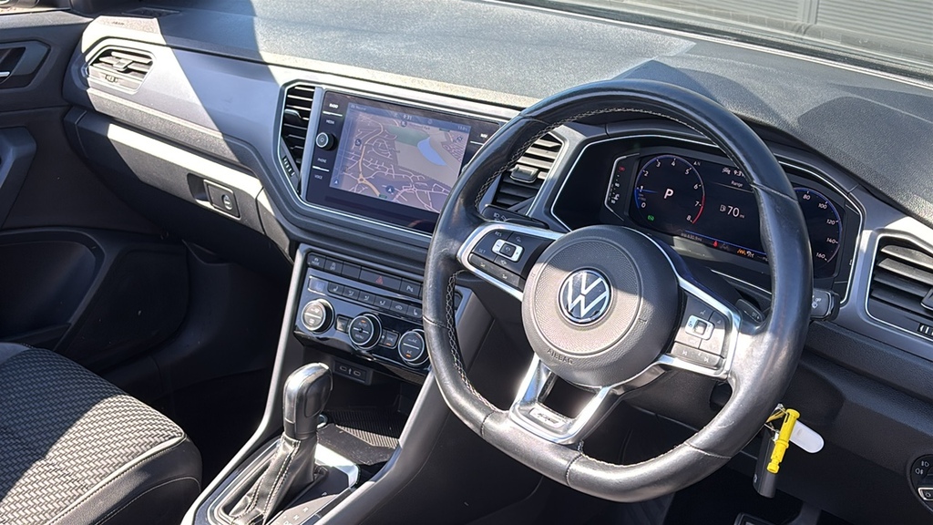 Volkswagen T-Roc 1.5 Tsi R-line Dsg 150 Ps FV21PFK Black #6