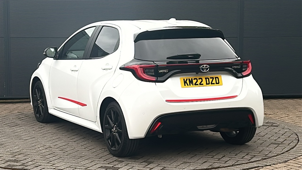 Toyota Yaris 1.5 Hybrid Dynamic Cvt 116 Ps KM22DZD White #3