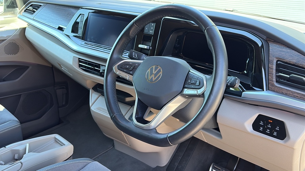 Volkswagen Multivan 2.0 Tsi Style Dsg 6 Seat 204 Ps Silver #6