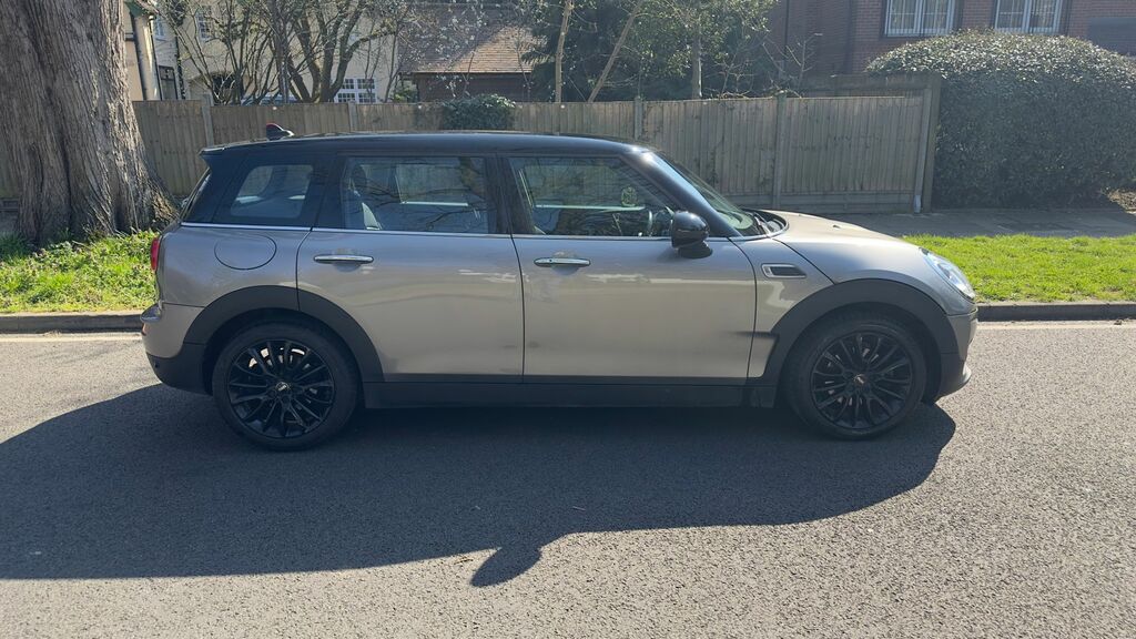 Mini Clubman 1.5 Cooper Estate 6Dr Euro 6 Ss ET67XUD Silver #2