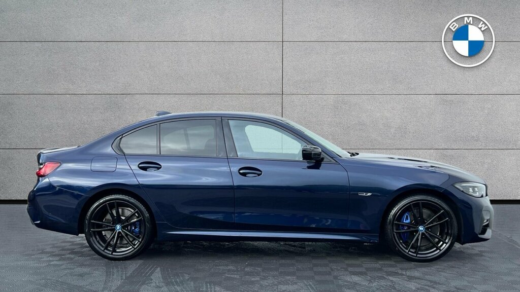 BMW 3 Series 330E M Sport Pro Edition YF71VKZ Blue #5