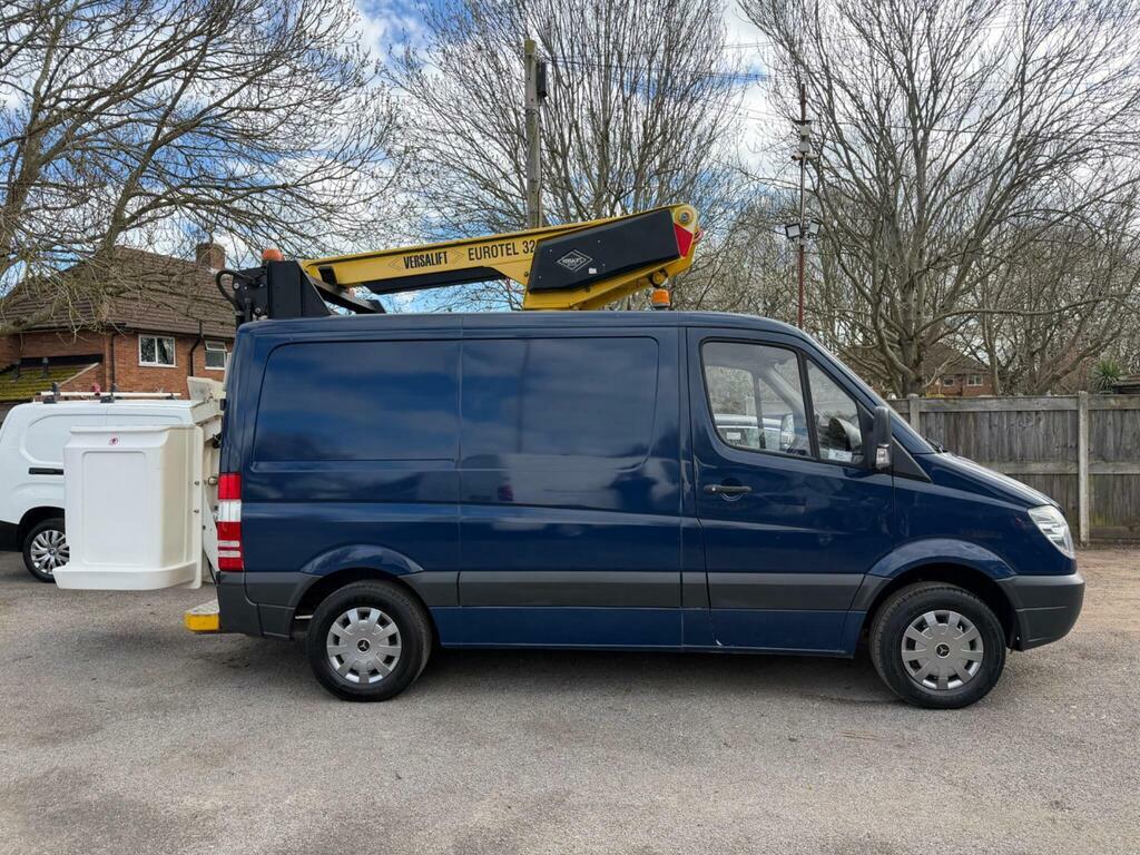 Mercedes-Benz Sprinter Diesel WX13RZM Blue #5
