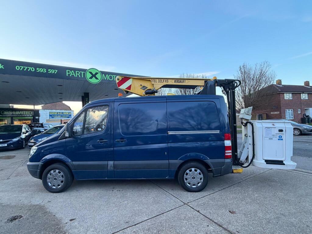 Mercedes-Benz Sprinter Diesel WX13RZM Blue #4