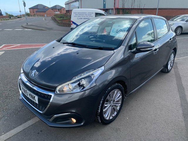 Peugeot 208 2019 YN19HNK Grey #3
