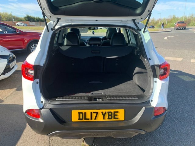 Renault Kadjar 2017 1.5 Dci Signature S Nav Suv DL17YBE White #6