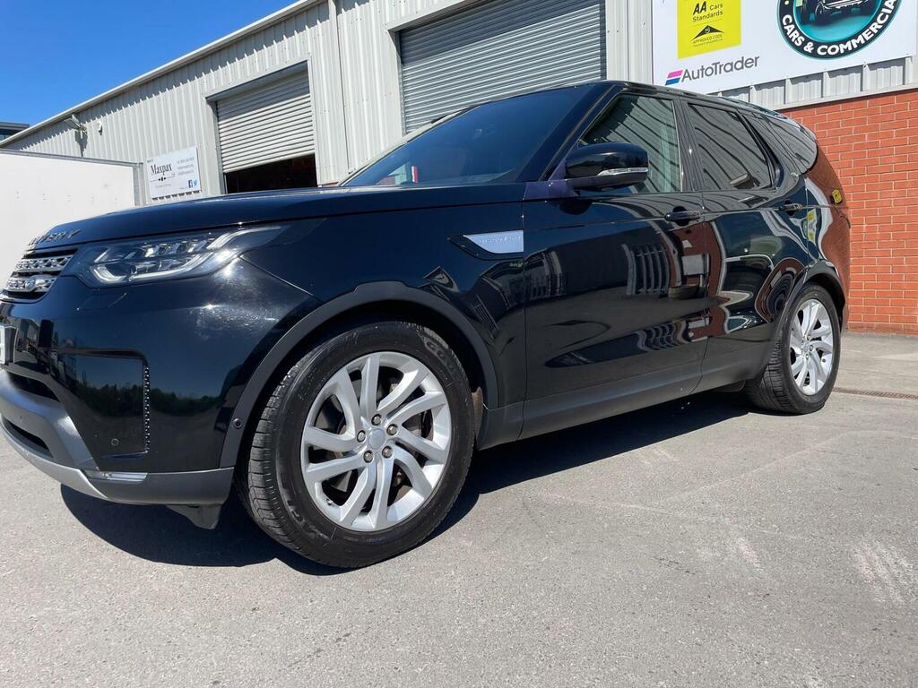 Land Rover Discovery 3.0 Td V6 Hse 4Wd Euro 6 Ss YJ69FUU Black #5