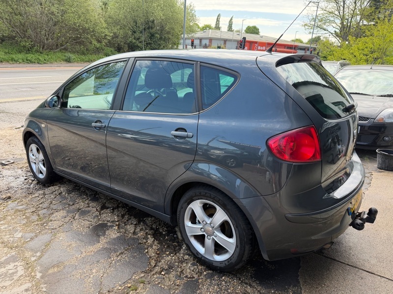 Seat Altea Reference Sport Red #7