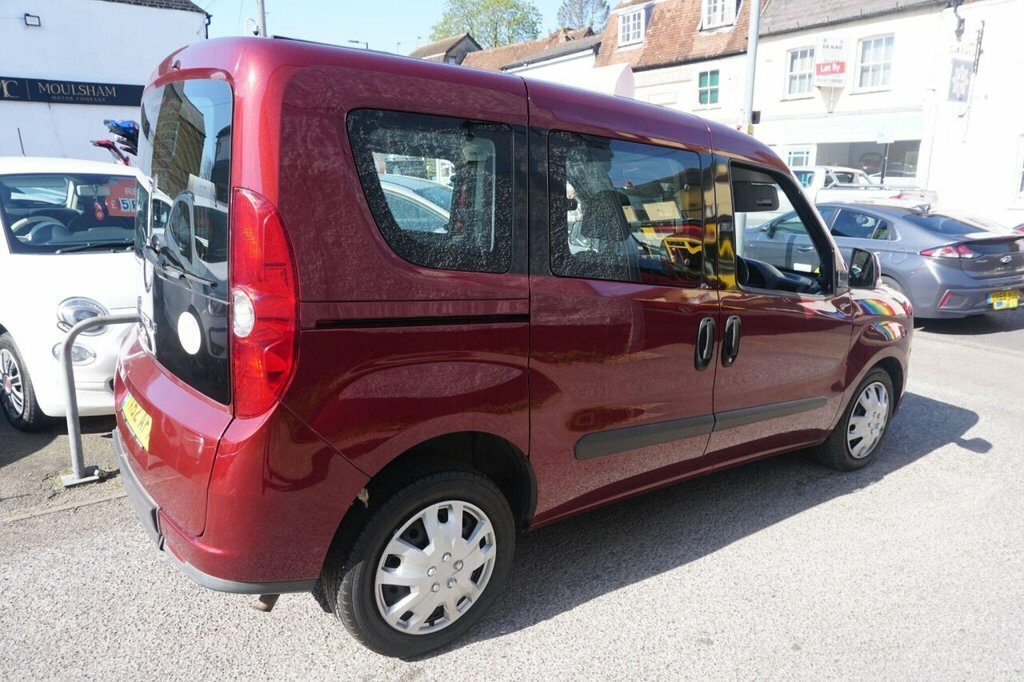 Fiat Doblo 1.4 16V Mylife Estate White #10