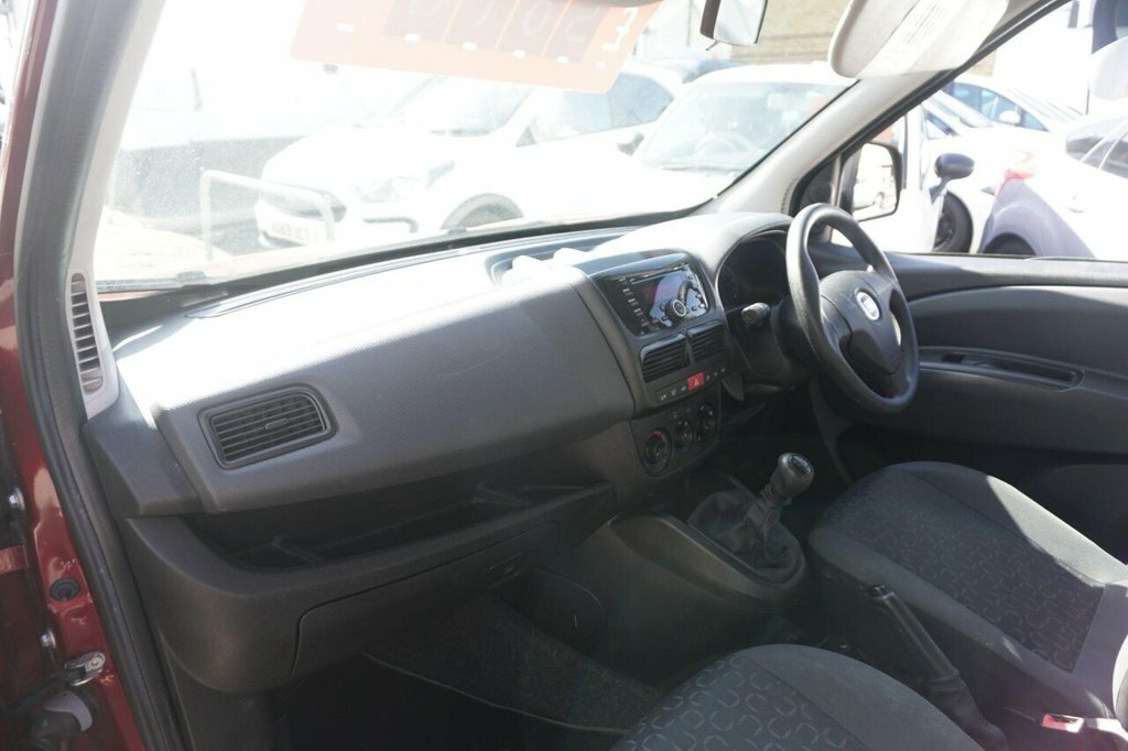 Fiat Doblo 1.4 16V Mylife Estate White #12