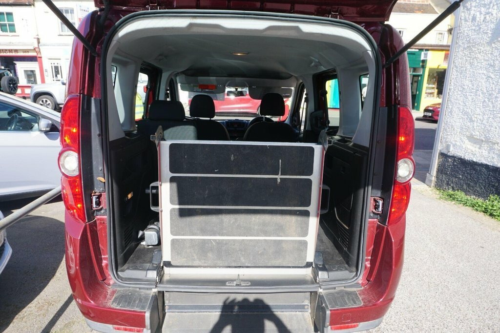 Fiat Doblo 1.4 16V Mylife Estate White #32