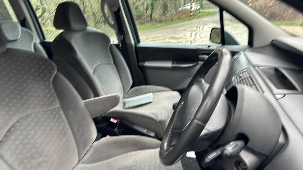 Peugeot 807 Executive Hdi 5-Door Silver #29