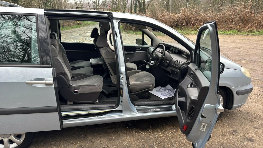 Peugeot 807 Executive Hdi 5-Door Silver #31