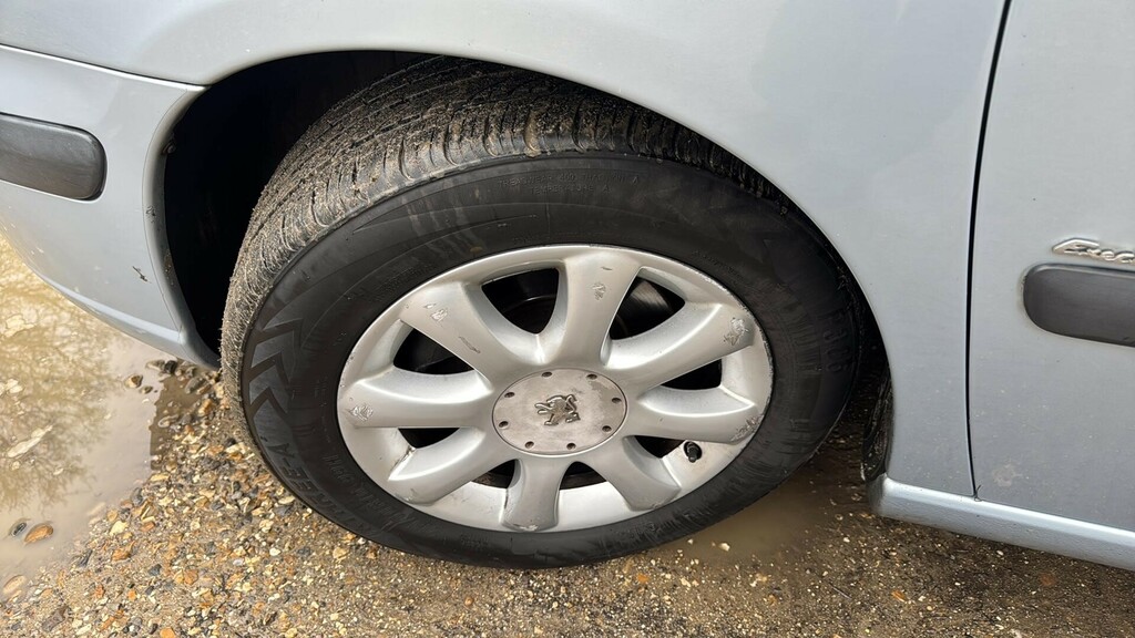 Peugeot 807 Executive Hdi 5-Door Silver #22