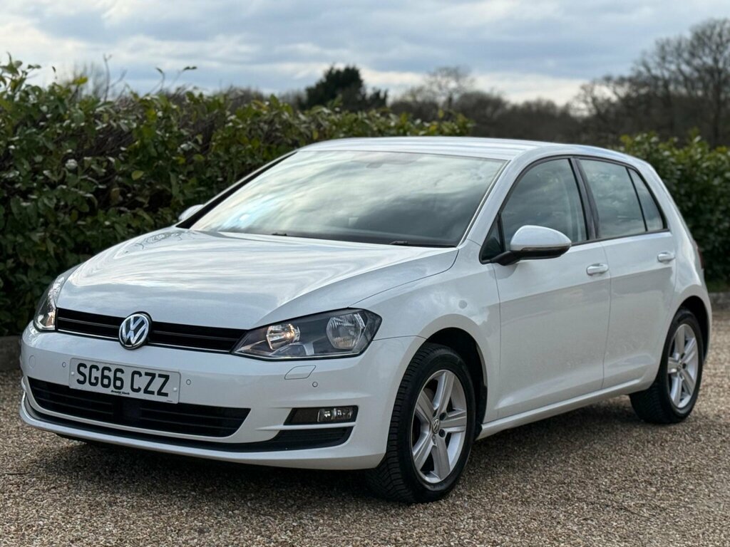 Volkswagen Golf 1.4 Tsi Bluemotion Tech Match Edition Euro 6 Ss SG66CZZ White #3