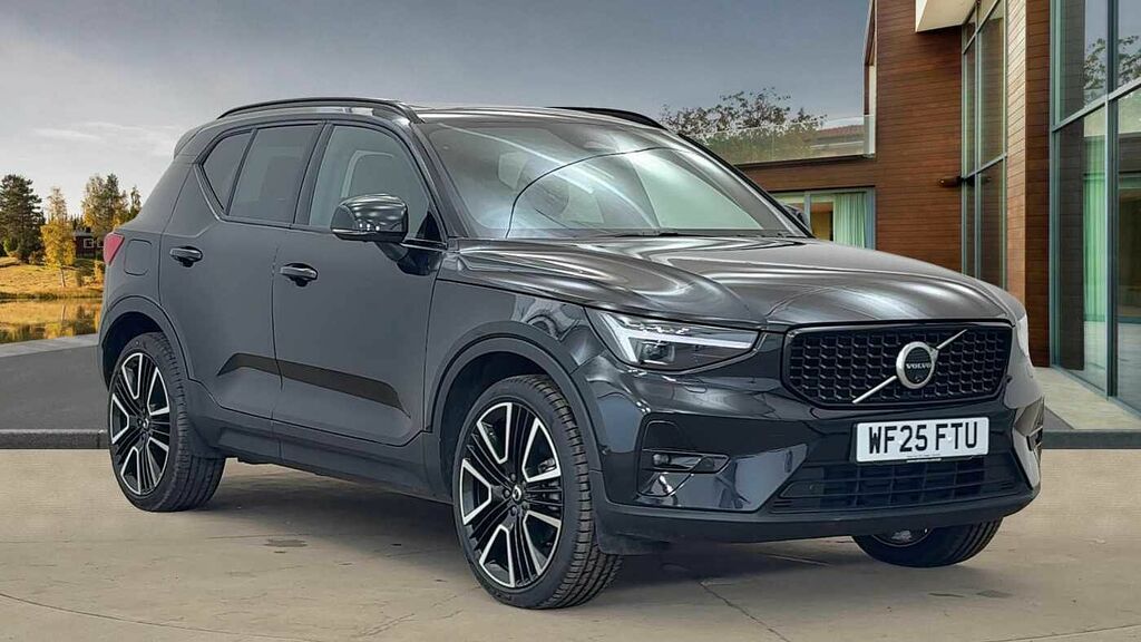Volvo XC40 Ultra, B4 Mild Hybrid, Dark Black