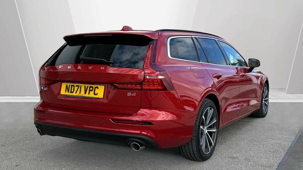 Volvo V60 Momentum, B4 Mild Hybrid ND71VPC Red #2
