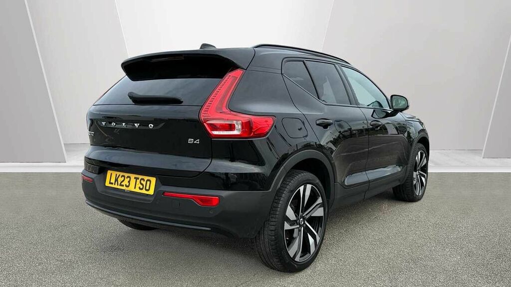 Volvo XC40 Ultimate, B4 Mild Hybrid, Dark LK23TSO Black #2
