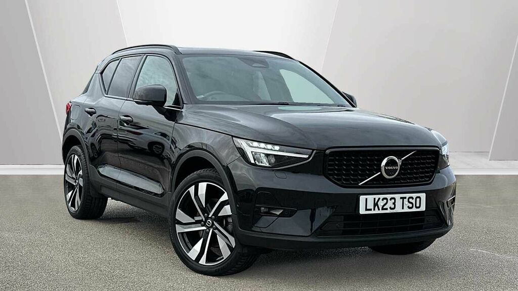 Volvo XC40 Ultimate, B4 Mild Hybrid, Dark Black
