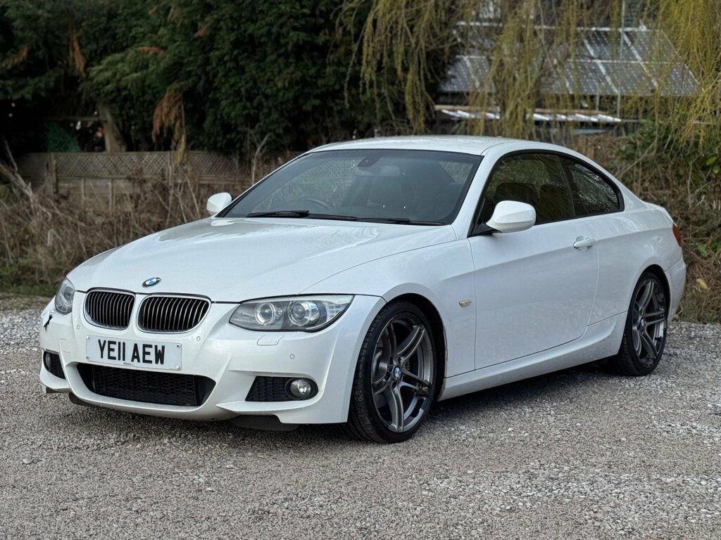 BMW 3 Series 3.0 330I M Sport Steptronic Euro 5 White #5