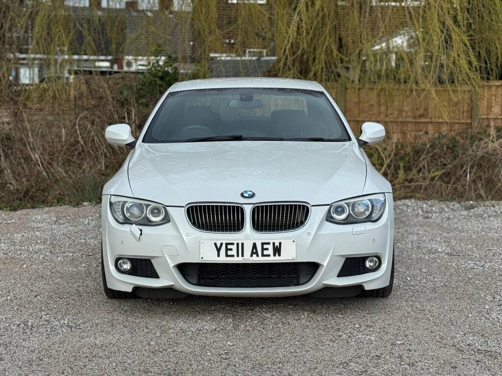 BMW 3 Series 3.0 330I M Sport Steptronic Euro 5 White #4