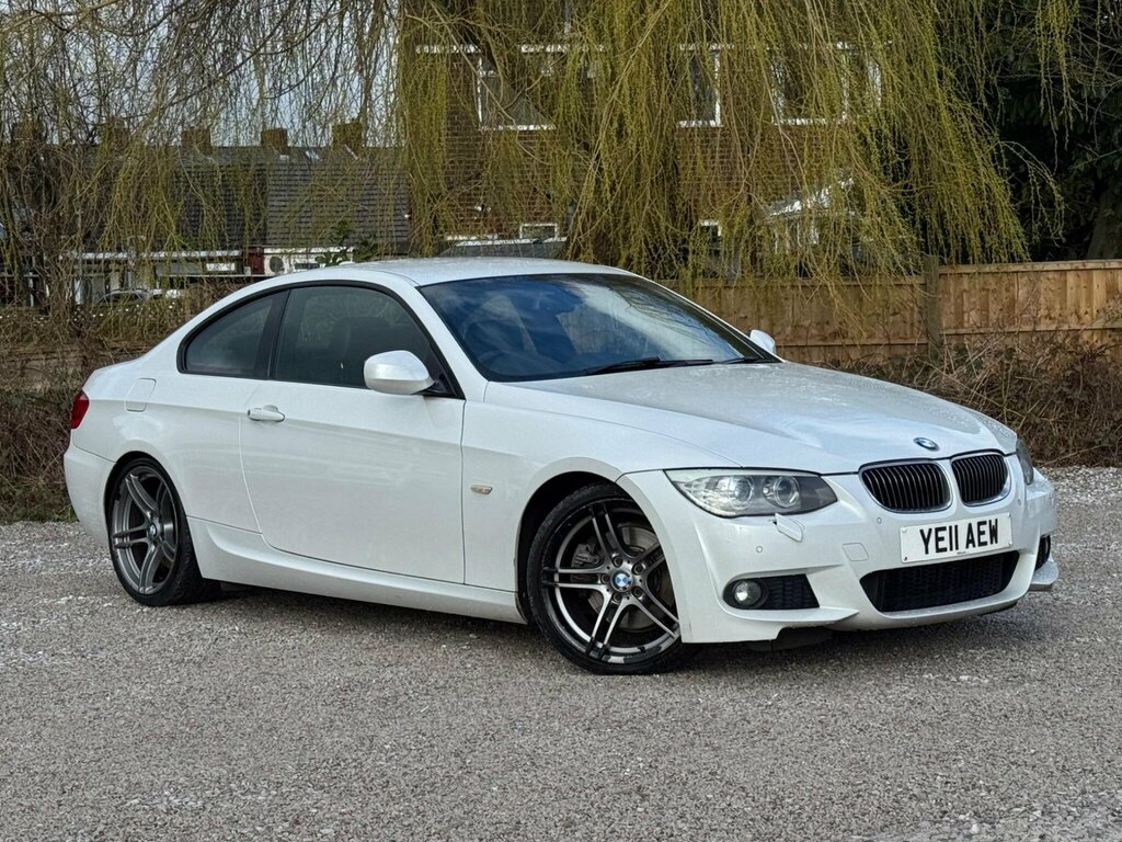 BMW 3 Series 3.0 330I M Sport Steptronic Euro 5 White
