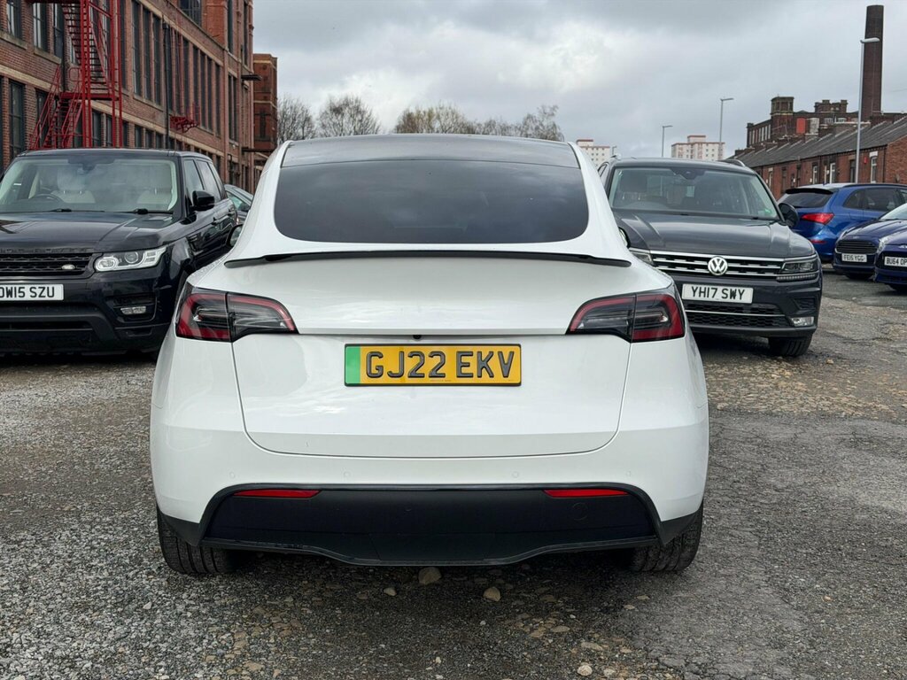 Tesla Model Y Dual Motor Long Range 4Wde GJ22EKV White #4