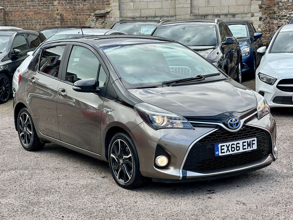 Toyota Yaris Hatchback EX66EMF Brown #5