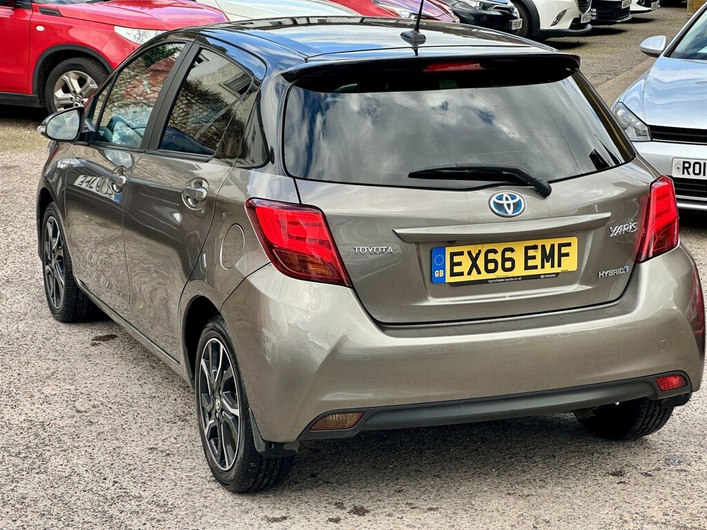 Toyota Yaris Hatchback EX66EMF Brown #4