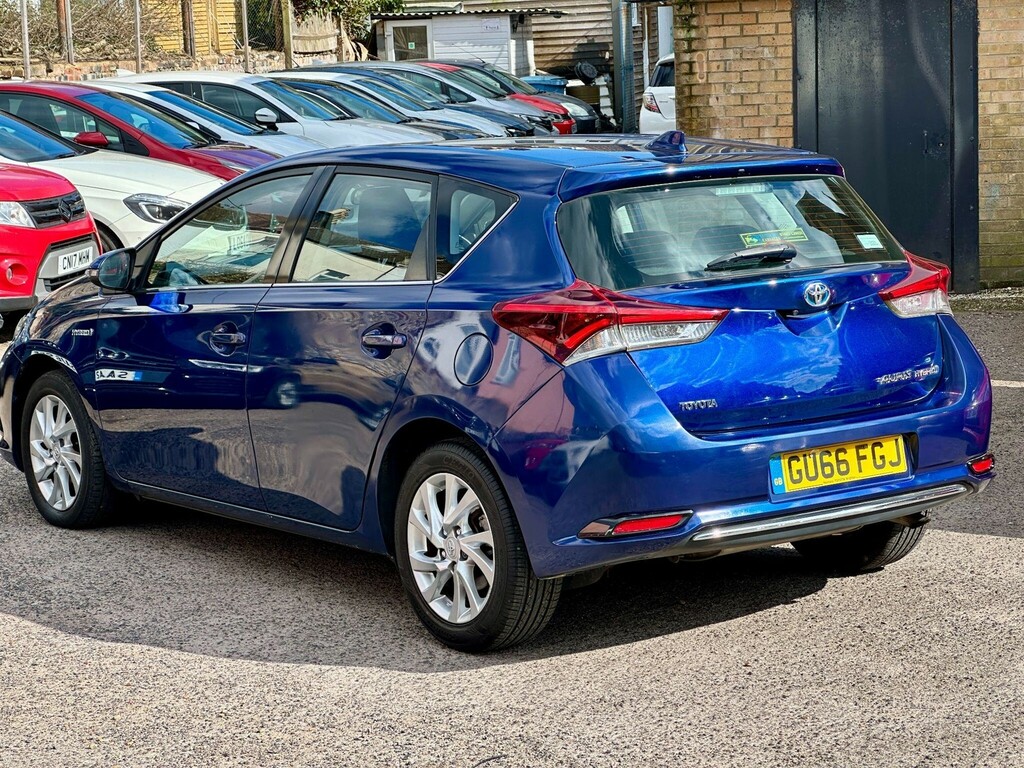 Toyota Auris Hatchback GU66FGJ Blue #4