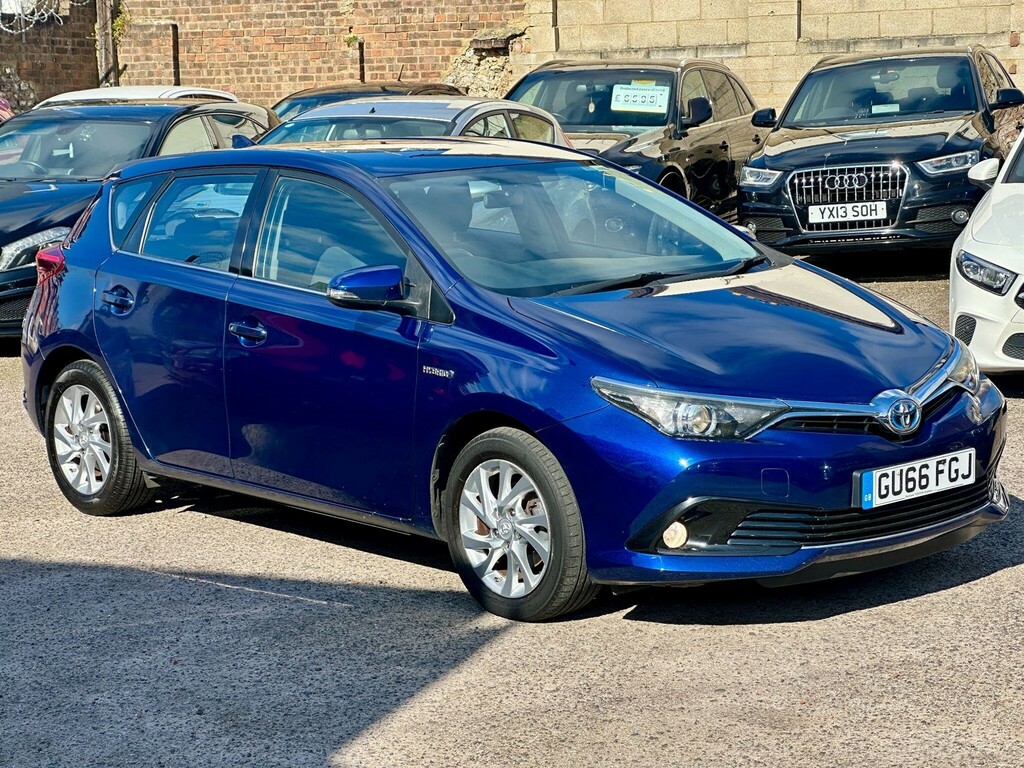 Toyota Auris Hatchback GU66FGJ Blue #5