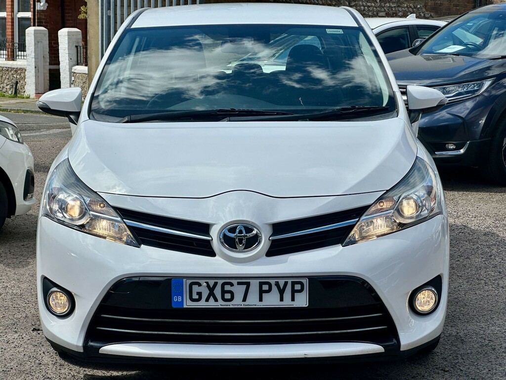 Toyota Verso Mpv GX67PYP White #2